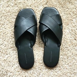 Banana Republic crossover slides